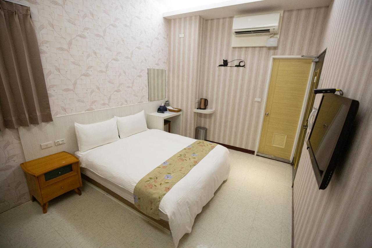 Jia-Jia Business Hotel 뤄동 외부 사진