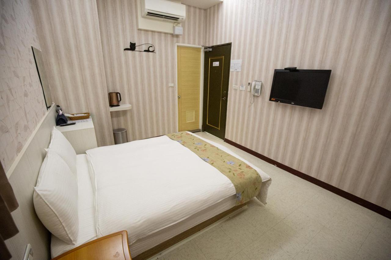 Jia-Jia Business Hotel 뤄동 외부 사진