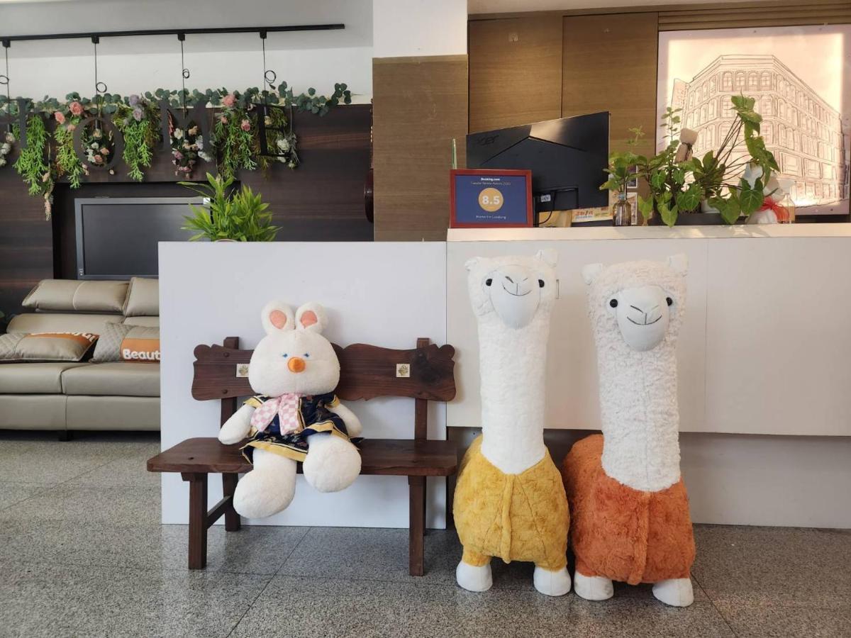 Jia-Jia Business Hotel 뤄동 외부 사진